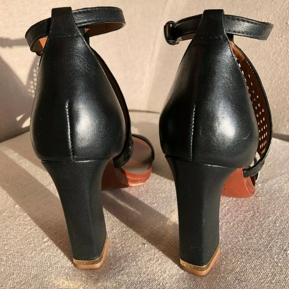 TORY BURCH 5.5 Doris Heel Perforated Leather Black - Picture 6 of 8